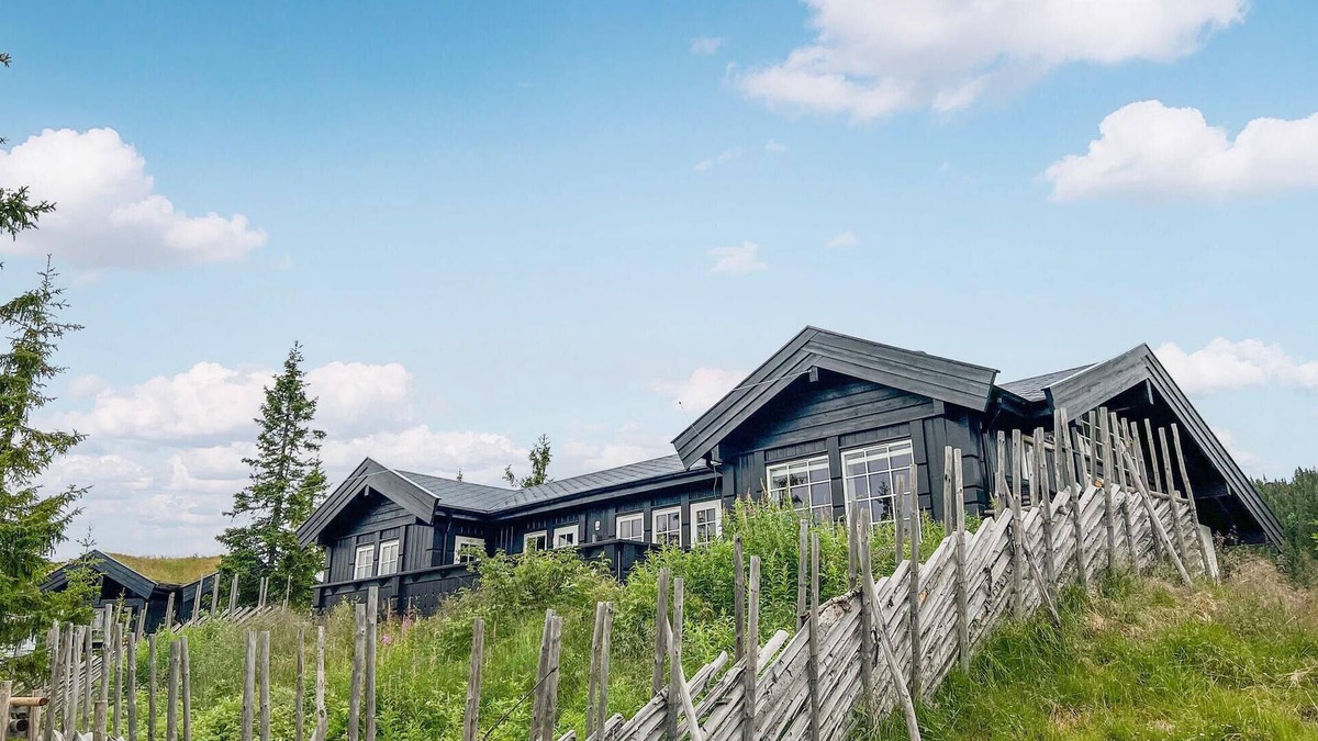 Ringsaker House | Beautiful home in Sjusjøen with sauna