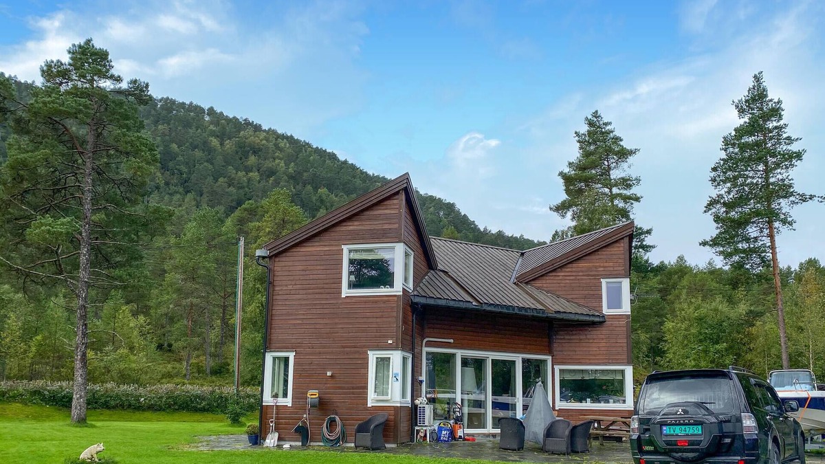 Glomset House | Beautiful home in Skodje