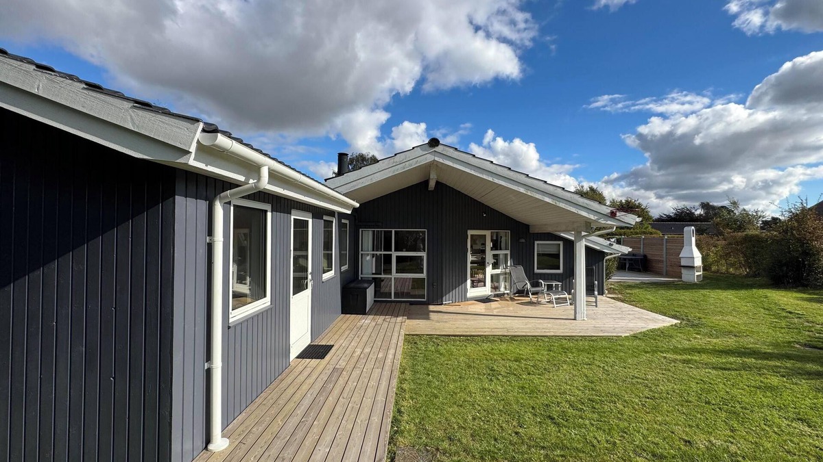 Store Kongsmark House | Beautiful home in Slagelse with 3 Bedrooms, Internet and Sauna