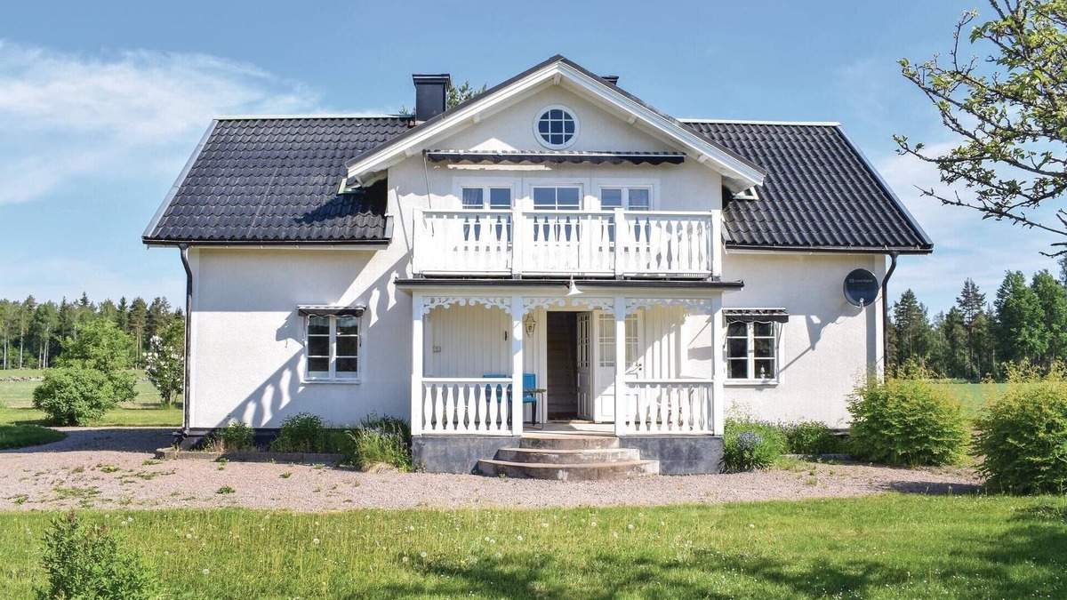 Sodra Vi House | Beautiful home in Södra Vi with WiFi