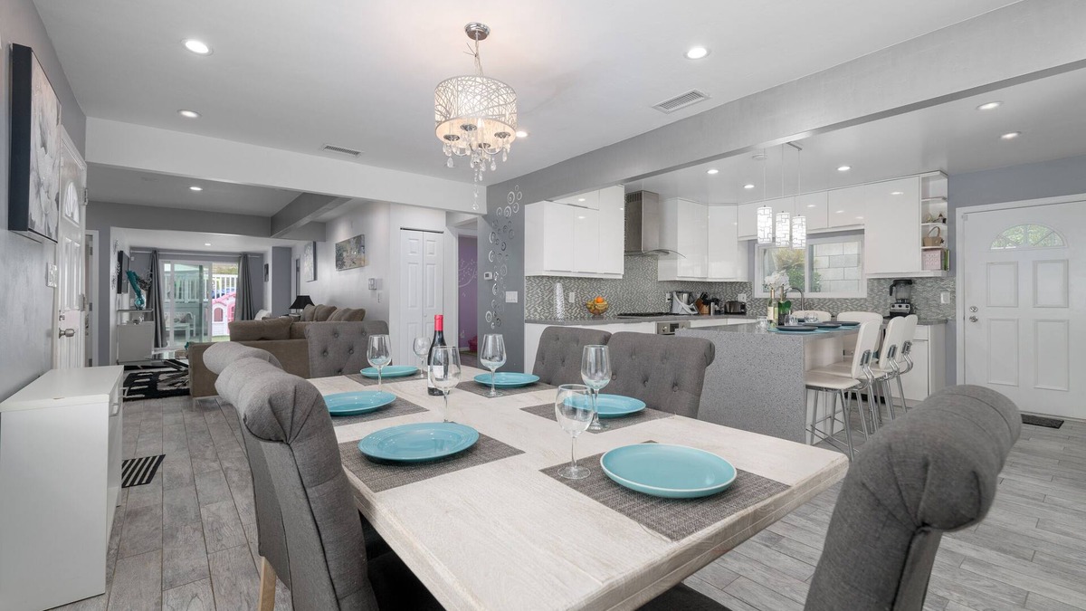 Loma Portal House | Beautiful Home in Sunny San Diego