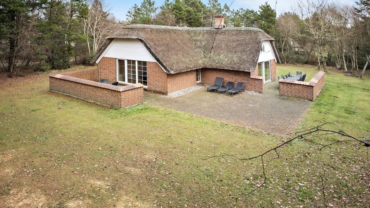 Øhuse House | Beautiful home in Ulfborg with sauna