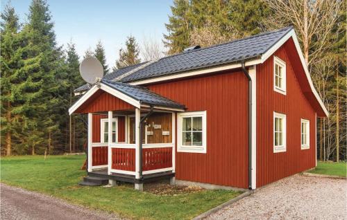 Vase House | Beautiful Home In Väse With Kitchen