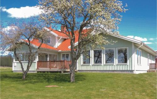Falkenberg Municipality House | Beautiful Home In Vessigebro With Sauna