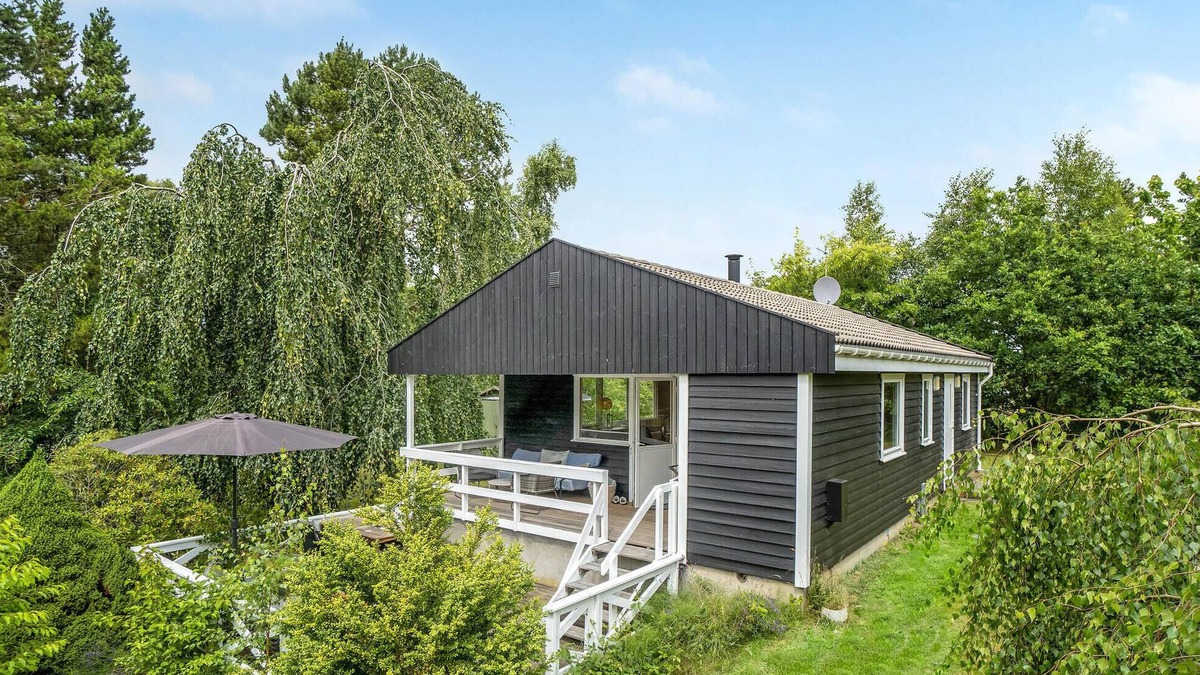 Hoensinge House | Beautiful home in Vig with WiFi