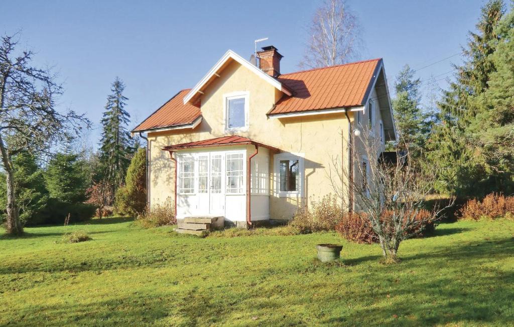 Solnehult House | Beautiful home in Vimmerby with 3 Bedrooms, Sauna and WiFi