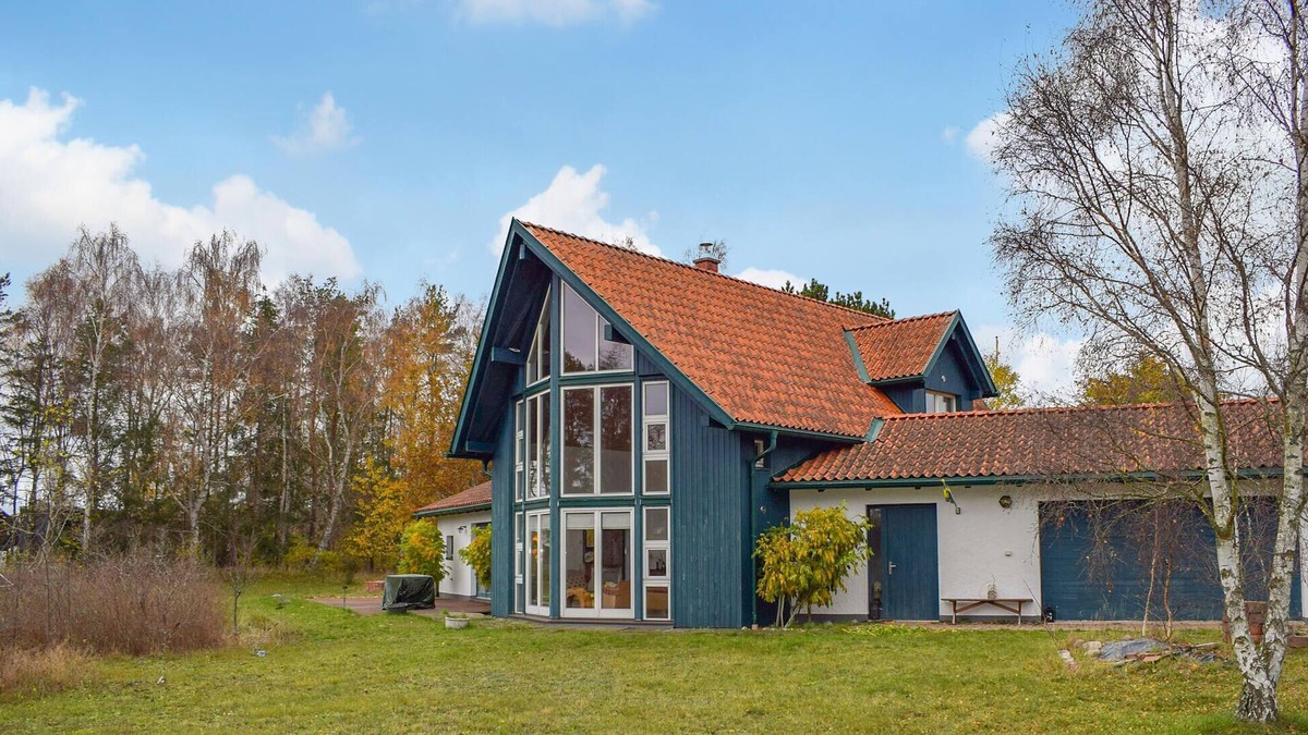 Nybrostrand House | Beautiful home in Ystad with WiFi