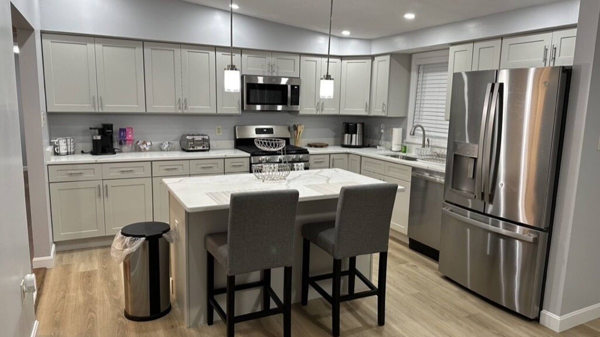 Worcester House | Beautiful home minutes to shopping center, mall and College of Holy Cross.