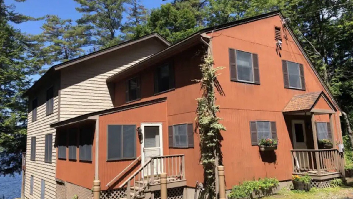 Enfield House | Beautiful Home on Crystal Lake; Perfect for Families & Groups