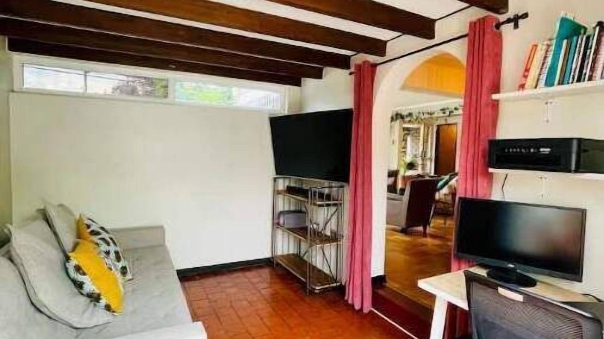 Providencia House | Beautiful home overlooking Costanera Centernn