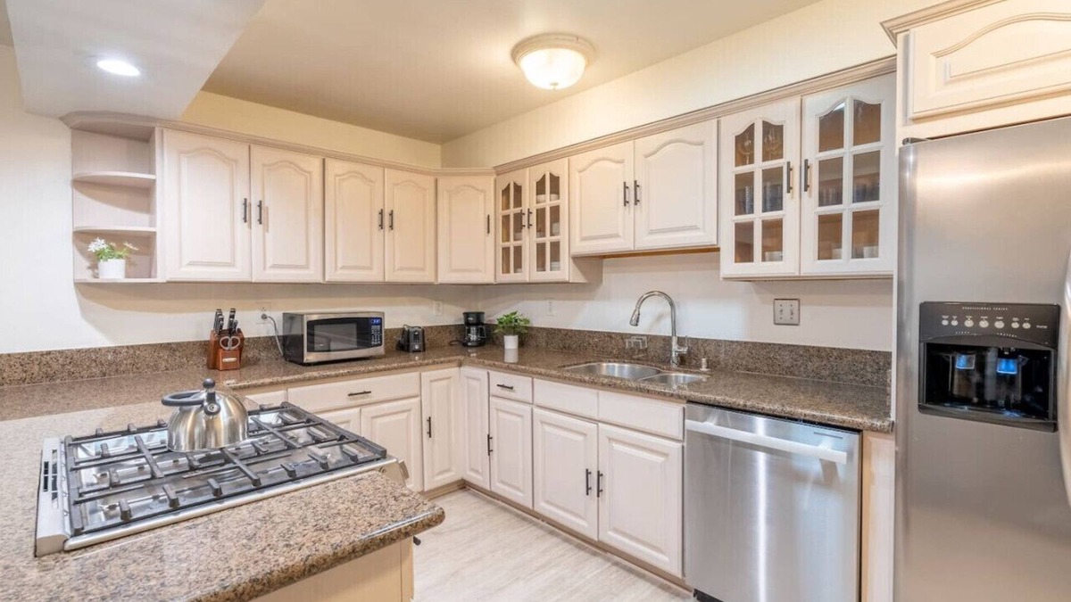 Bonita House | Beautiful Home Safe Neighborhood