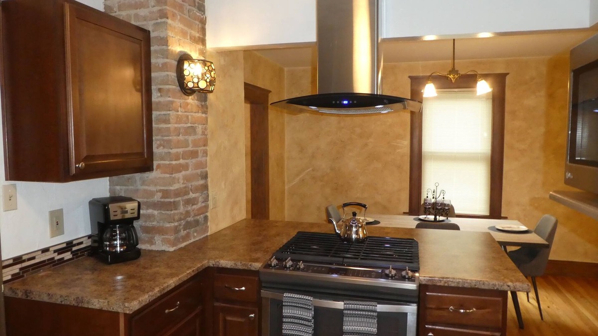 Central Colorado Springs House | Beautiful Home in Downtown and by Colorado College. New furnishings & Clean!