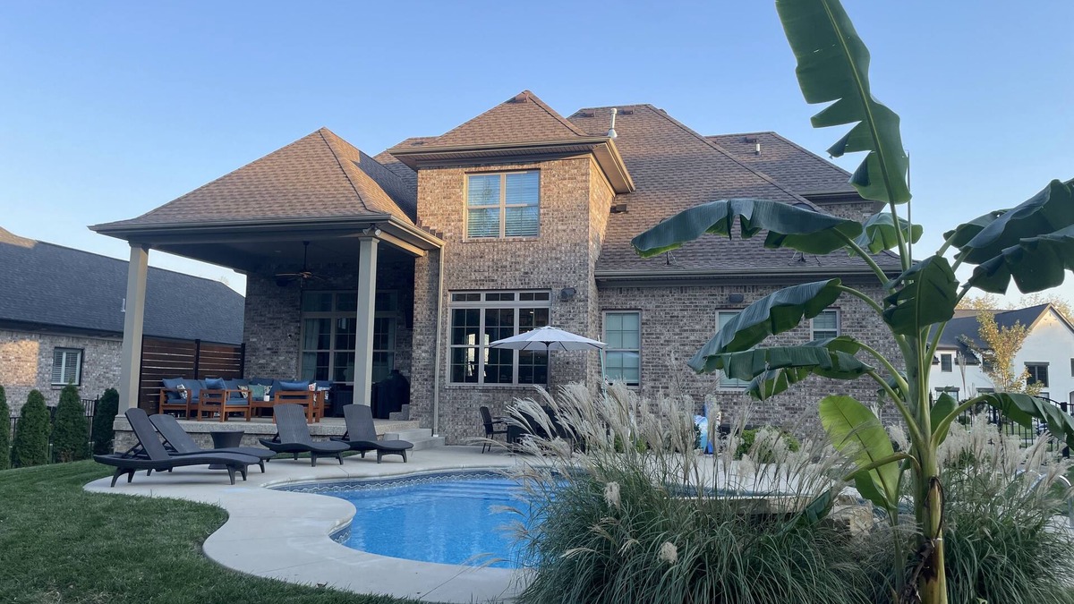 Buechel House | Beautiful home with pool & home gym! Just 20 min to KY Derby!