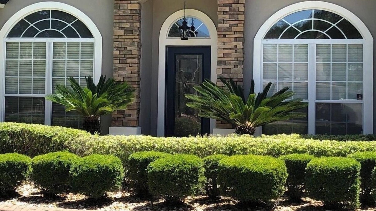 OakLeaf Plantation House | Beautiful home with pool