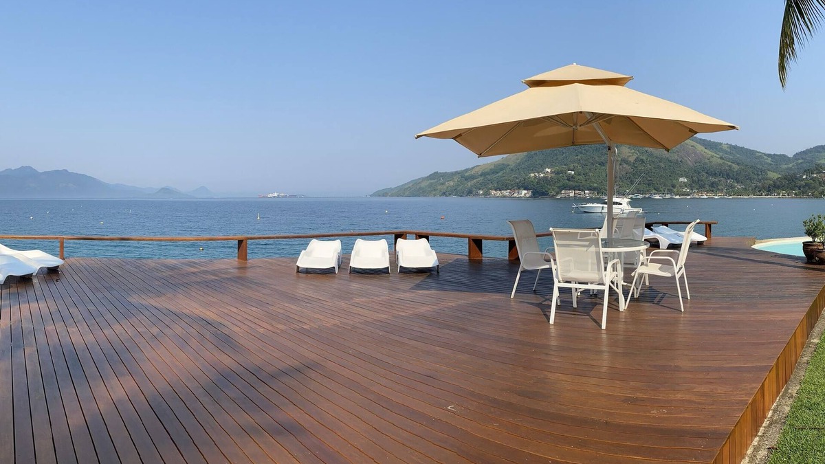 Portogalo House | Beautiful House 5 Suites by the beach in Portogalo