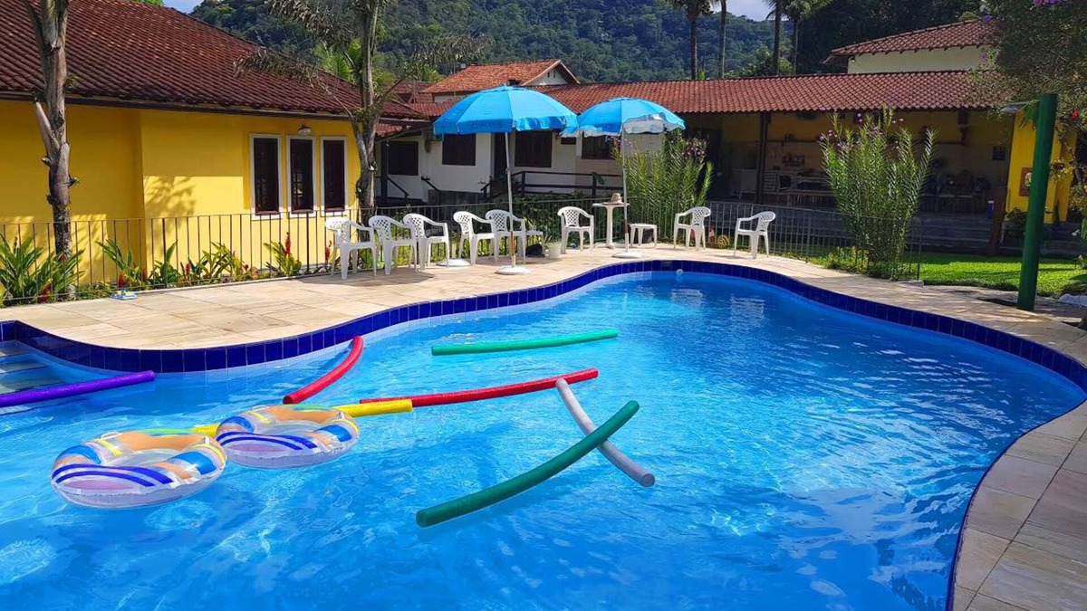 Guapimirim Cottage | Beautiful house in Guapimirim with 7 suites with air conditioning