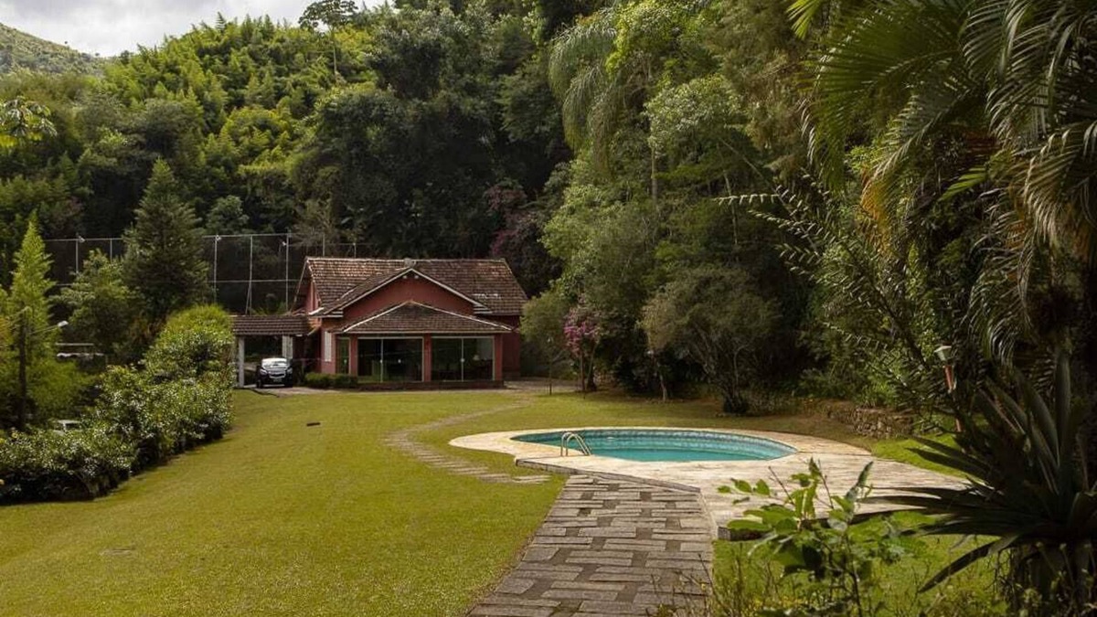 Cascata do Imbui House | Beautiful House for Rent in Corrêas