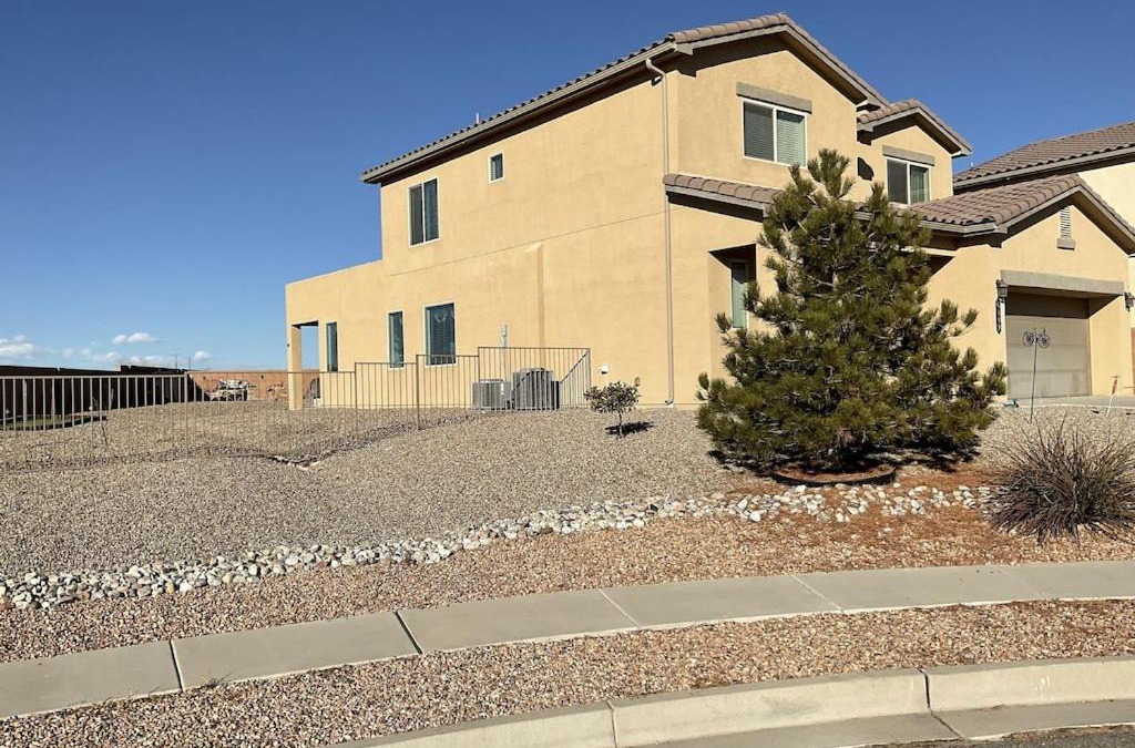 Ranchito House | Beautiful house in nice Rio Rancho New Mexico neighborhood