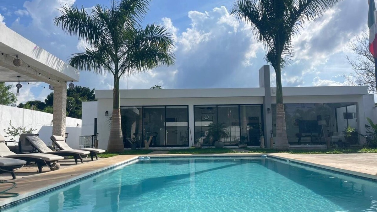 Merida Municipality House | Beautiful House in quiet neighborhood 15 min from airport