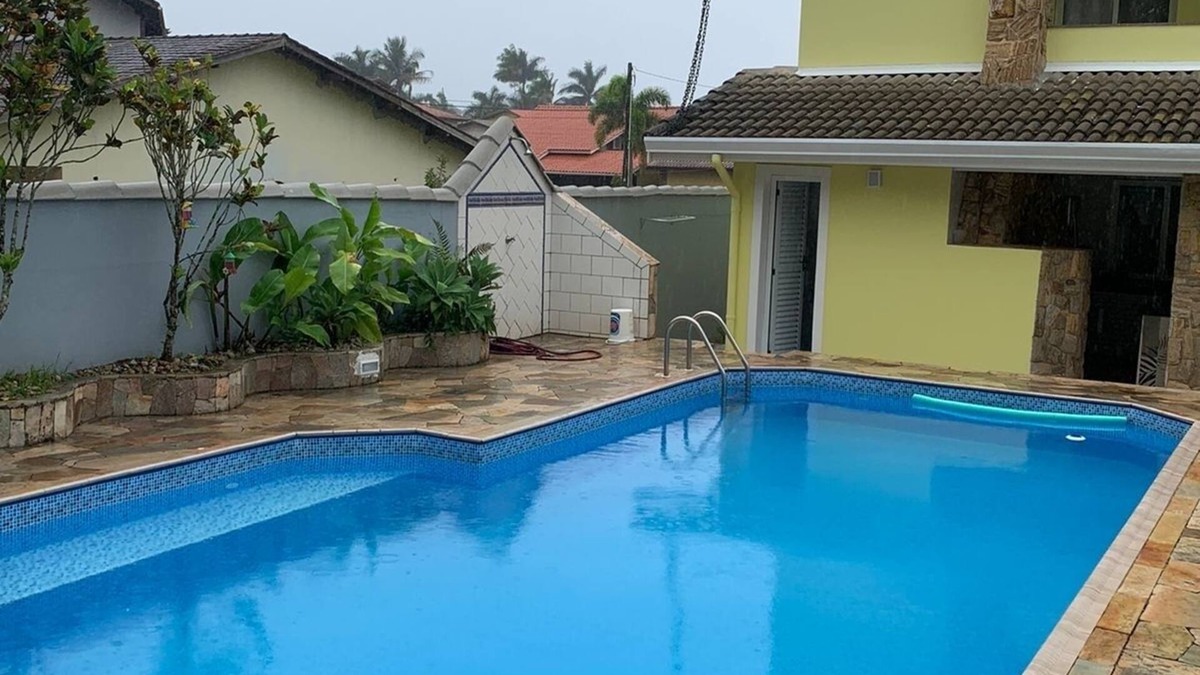 Balneario Mogiano House | Beautiful house in the condominium morada da praia Bertioga
