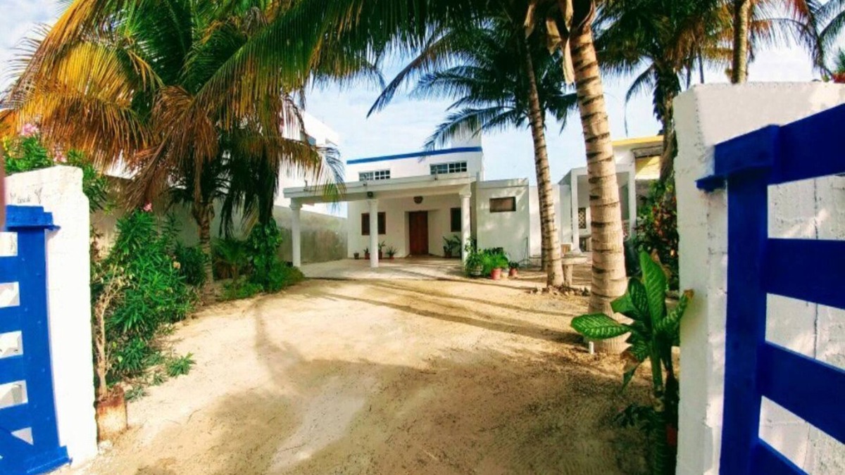 Telchac Puerto House | Beautiful house on the beach