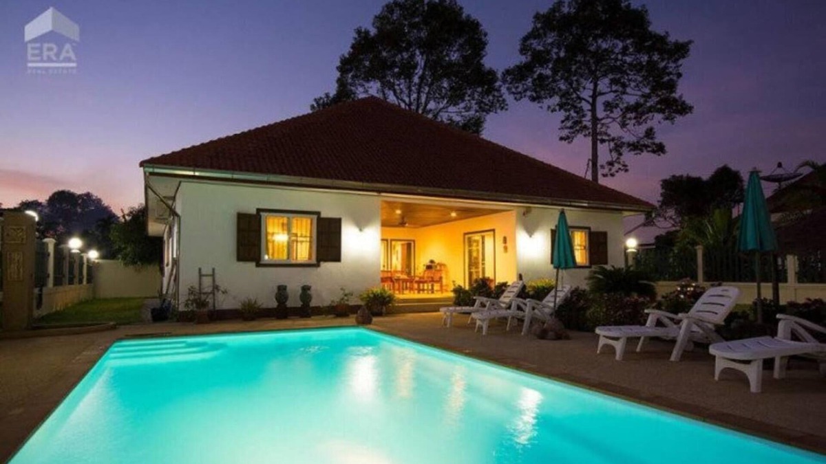 Rayong House | Beautiful house near beaches in Ban Phe/Mae rhumpung
