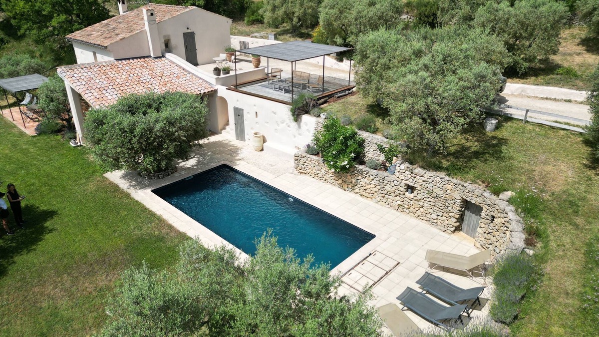 Lurs House | Beautiful house surrounded by nature with swimming pool