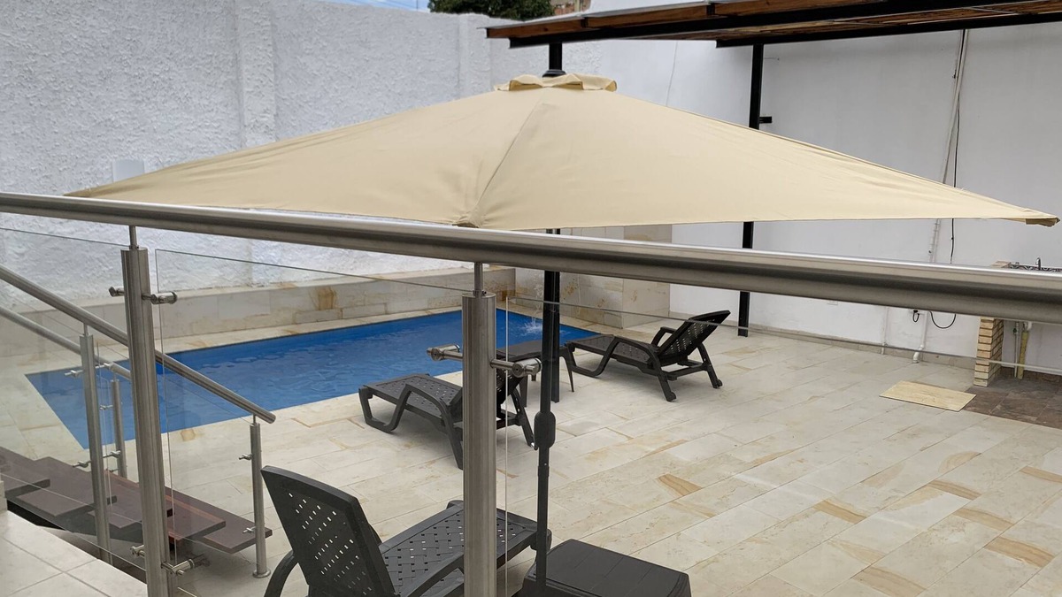 La Mesa House | Beautiful house with private pool and BBQ area. Ideal for family and friends.