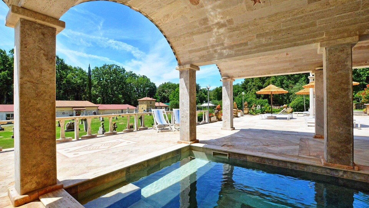 Monteverdi Marittimo Apartment | Beautiful apartment for 8 people with pool and parking