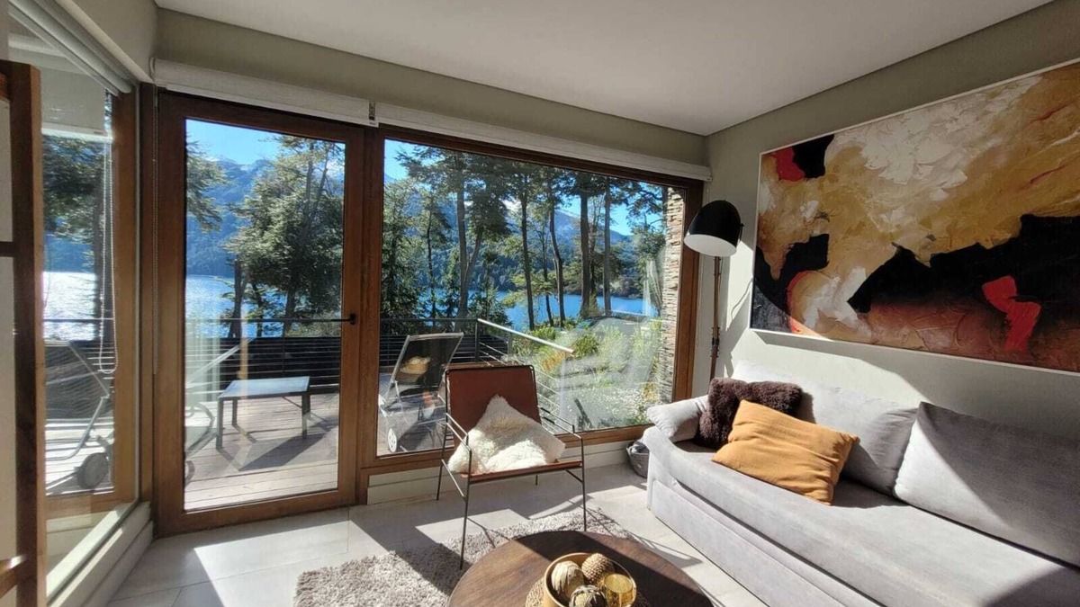 Correntoso Apartment | Beautiful lakefront apartment with heated pool
