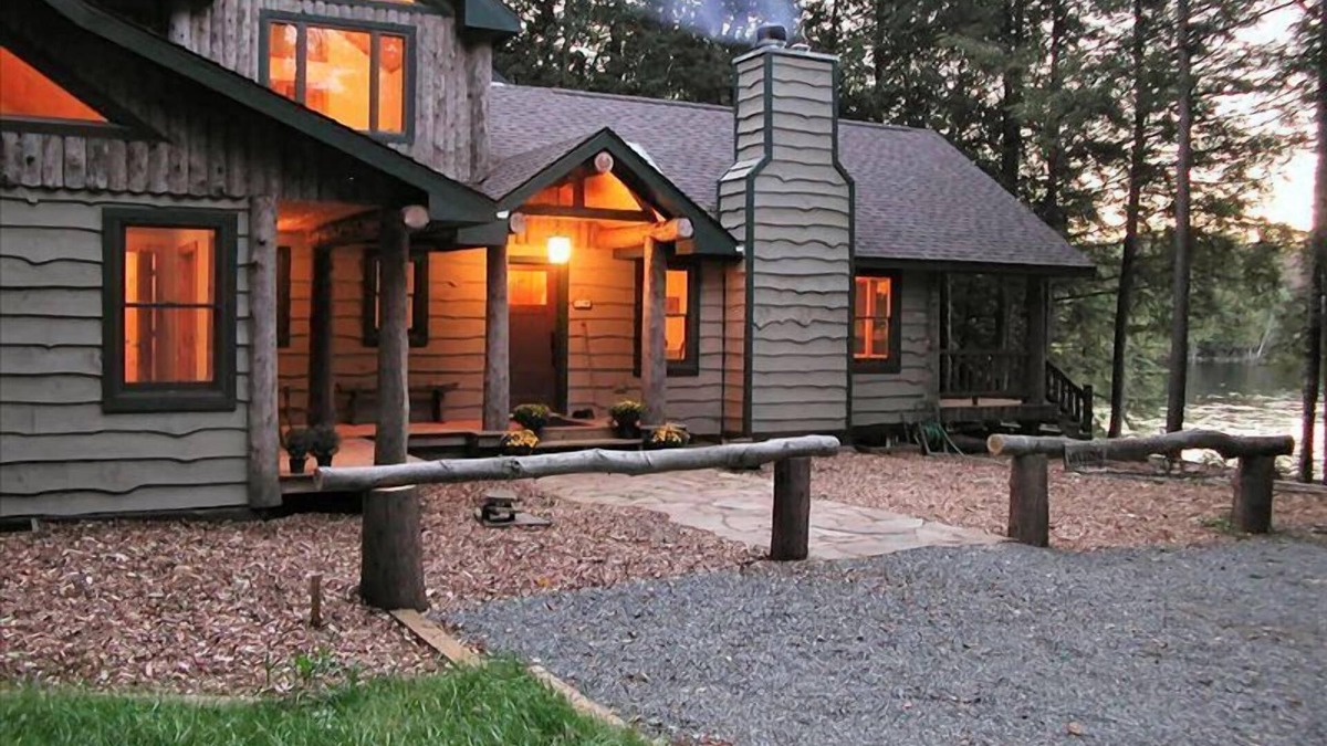 Saranac Lake Cabin | Beautiful lake camp on Upper Saranac Lake
