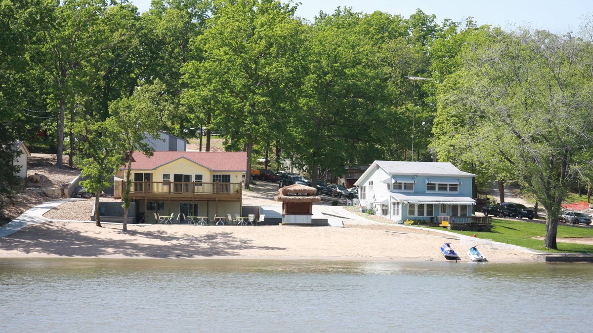 Sunrise Beach House | Beautiful Lake Home On Cannonball Beach At Captain Ron's #28