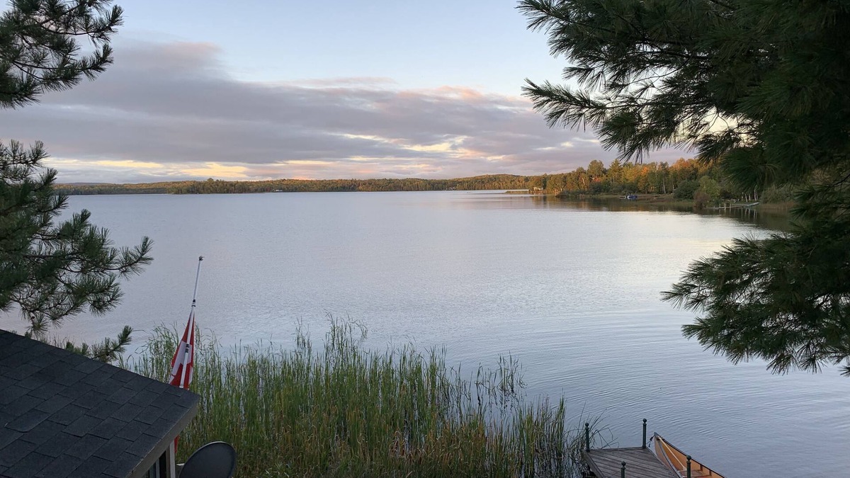 Chisholm Cottage | Beautiful Lakefront Cottage (fishing, boating, hiking, relaxing)
