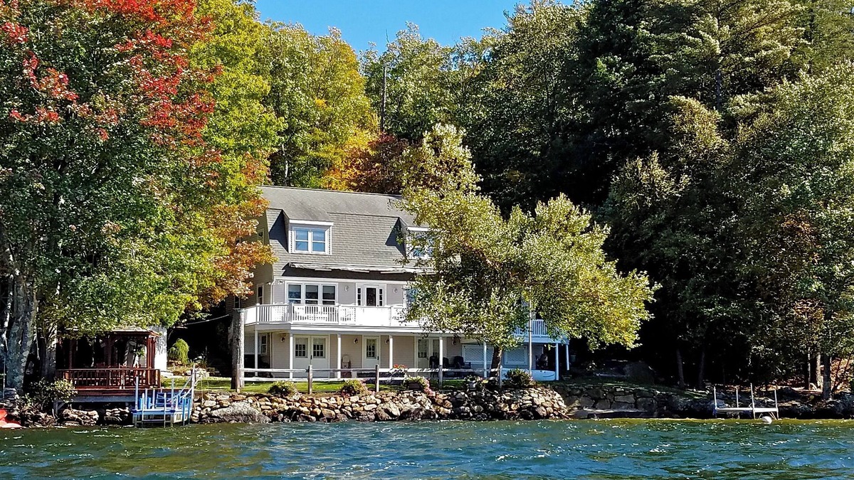 Barnstead House | Beautiful lakefront home with breathtaking sunset views