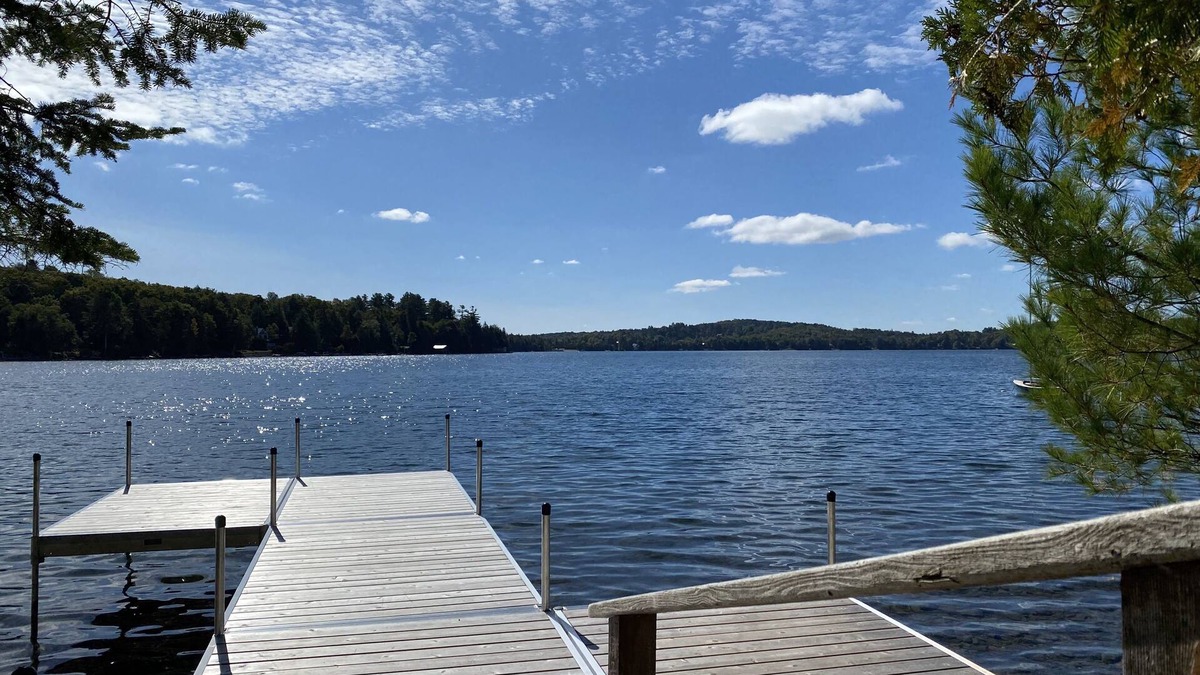 Greensboro House | Beautiful Lakefront Cottage with Single Level Access