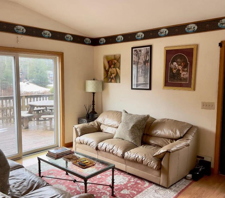 Copake House | Beautiful Lakehouse with POOL TABLE by CozySuites