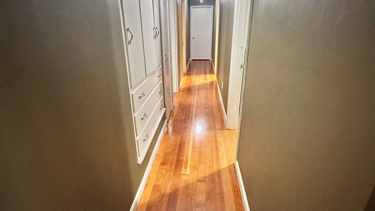 Hillsboro House | Beautiful large family home for families, family reunions and more.