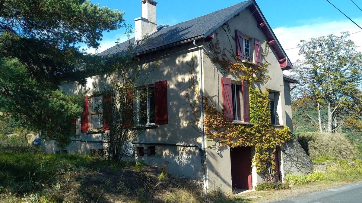 Nant House | Beautiful, large family home