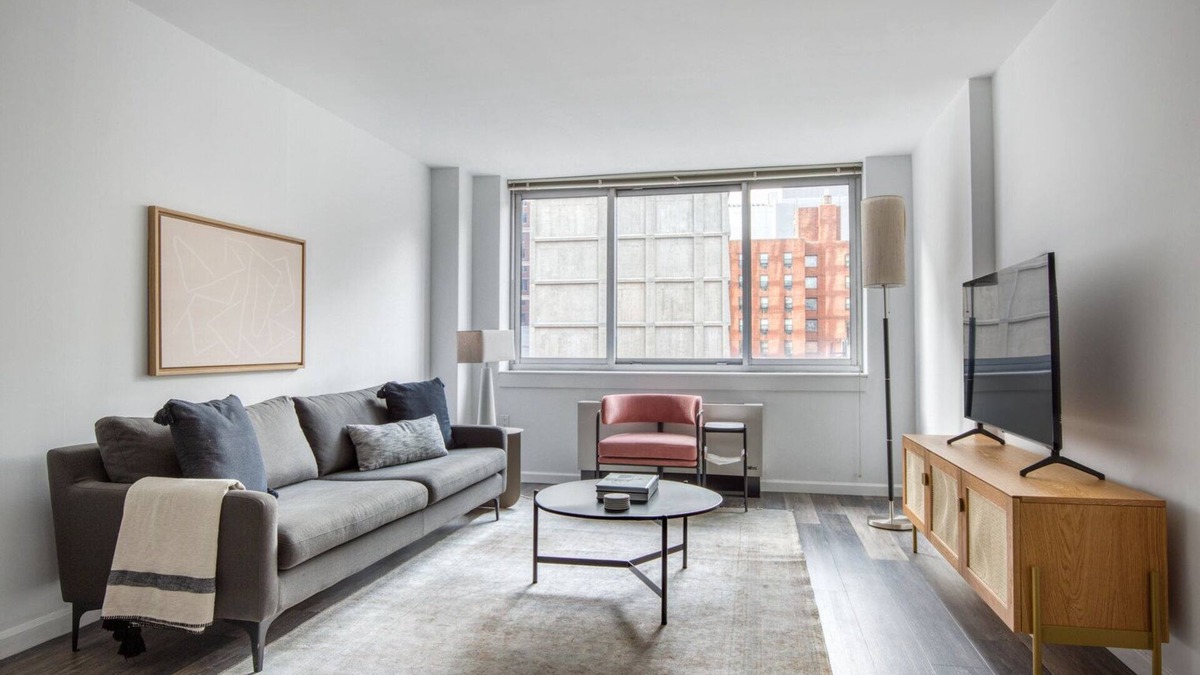 Bowery Apartment | Beautiful LES 1BR w/Elevator & W/D, nr Green Space, by Blueground