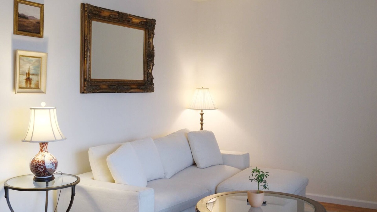 Outer Richmond Apartment | Beautiful Light Filled Spacious 1 Bedroom with Private Deck