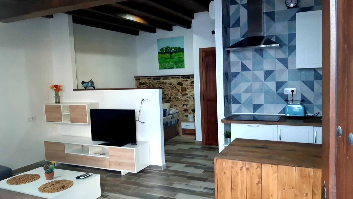 Torrejon El Rubio Apartment | Beautiful loft at the gates of the national park of Monfrague