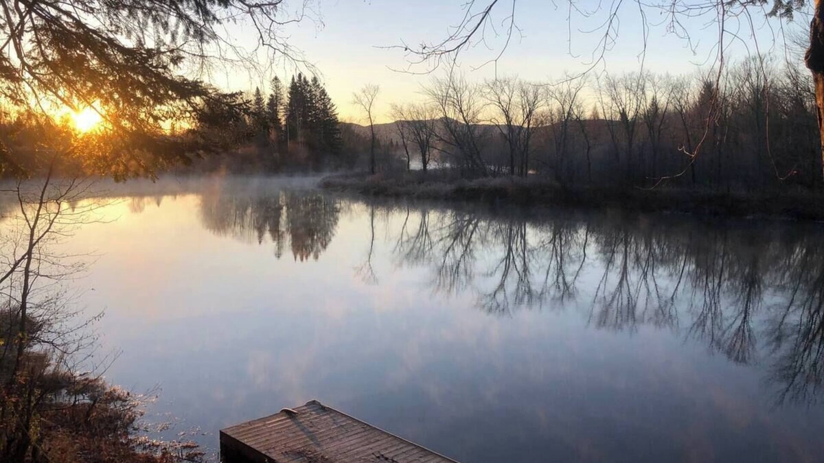 Jackman Cabin | Beautiful Log Cabin on Moose River in Jackman ME