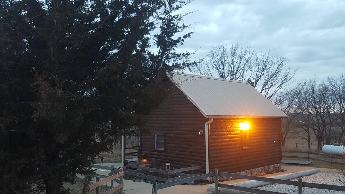 Steinauer Cabin | Beautiful Log Cabin ~ "The Drake" ~ On 182 Acres ~ Natural Paradise!