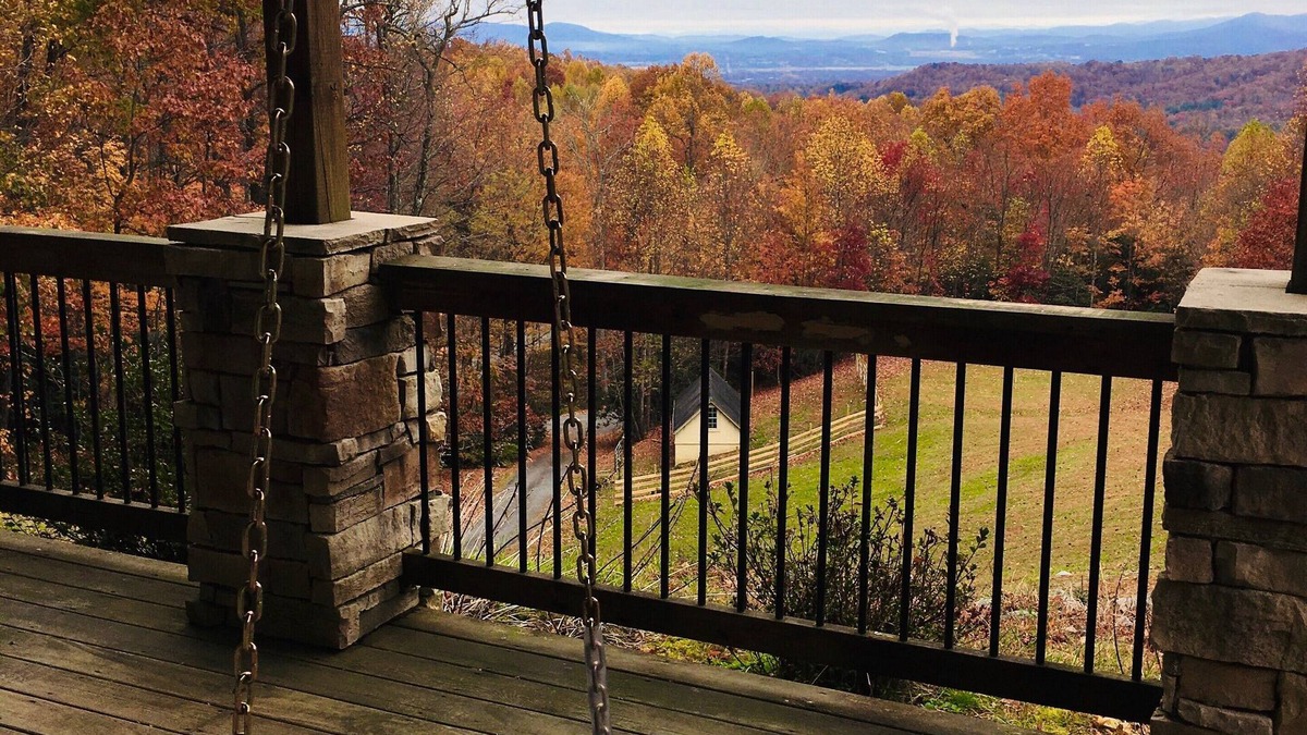 Laurel Park House | Beautiful Long Range Mountain Views, Minutes from Downtown Hendersonville, NC