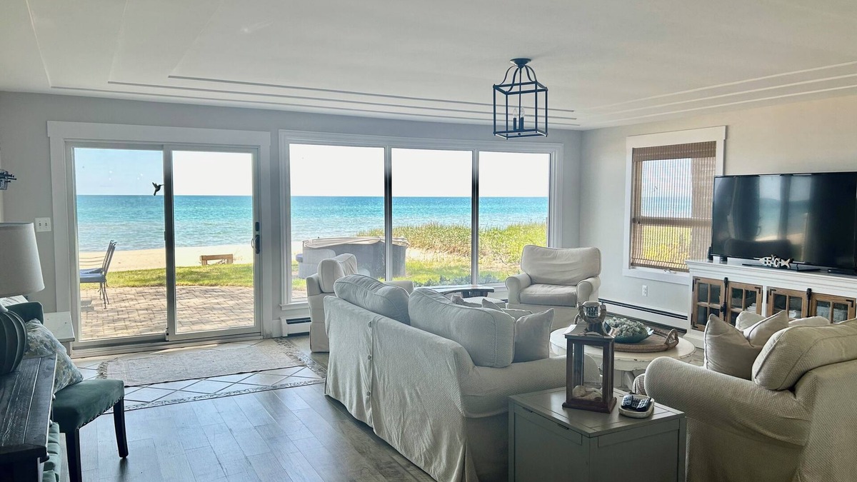 Oscoda House | Beautiful Luxury Beachfront Home on Lake Huron - Spectacular Views/Sugar Sand