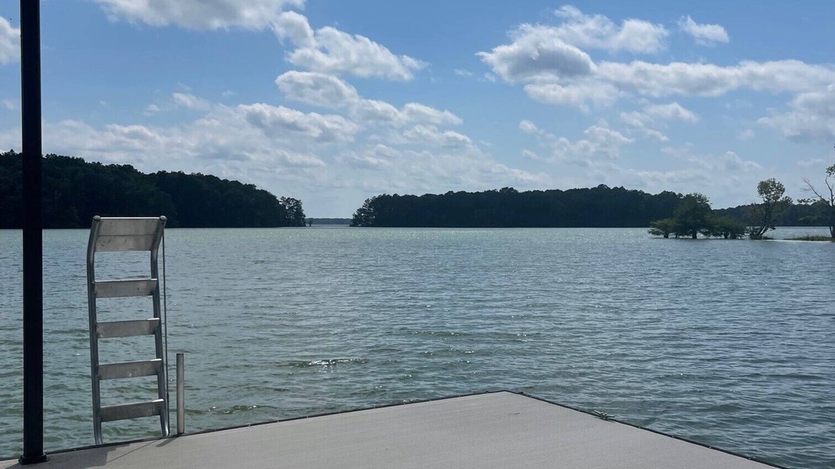 LaGrange House | Beautiful luxury lake front home with private dock and outdoor fireplace