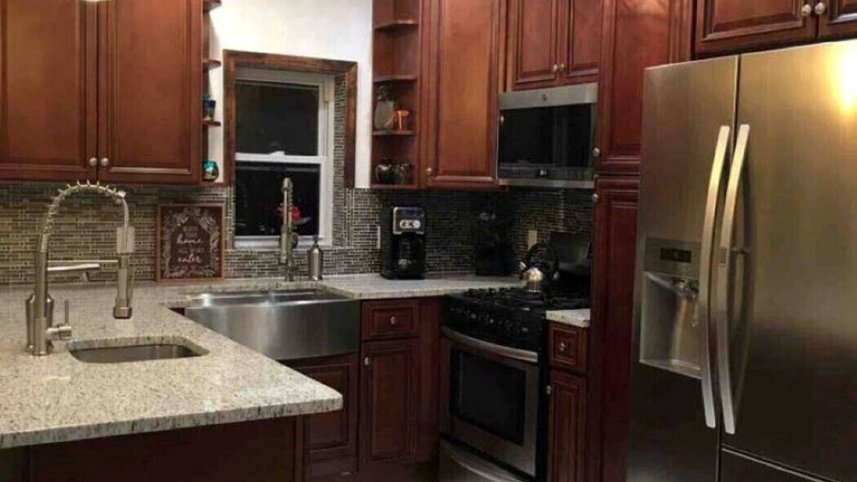 Ditmas Park House | Beautiful luxury Lefferts Garden. 3 bedrooms apartment