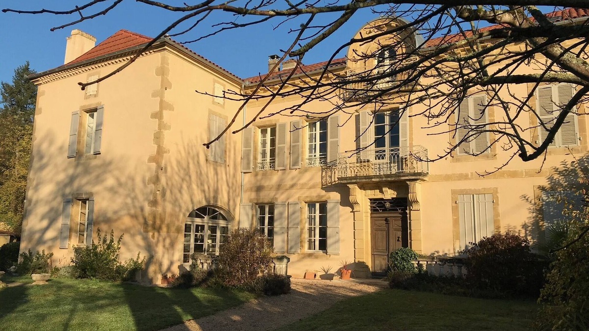 Mielan House | Beautiful Maison de Maitre with large garden and private pool