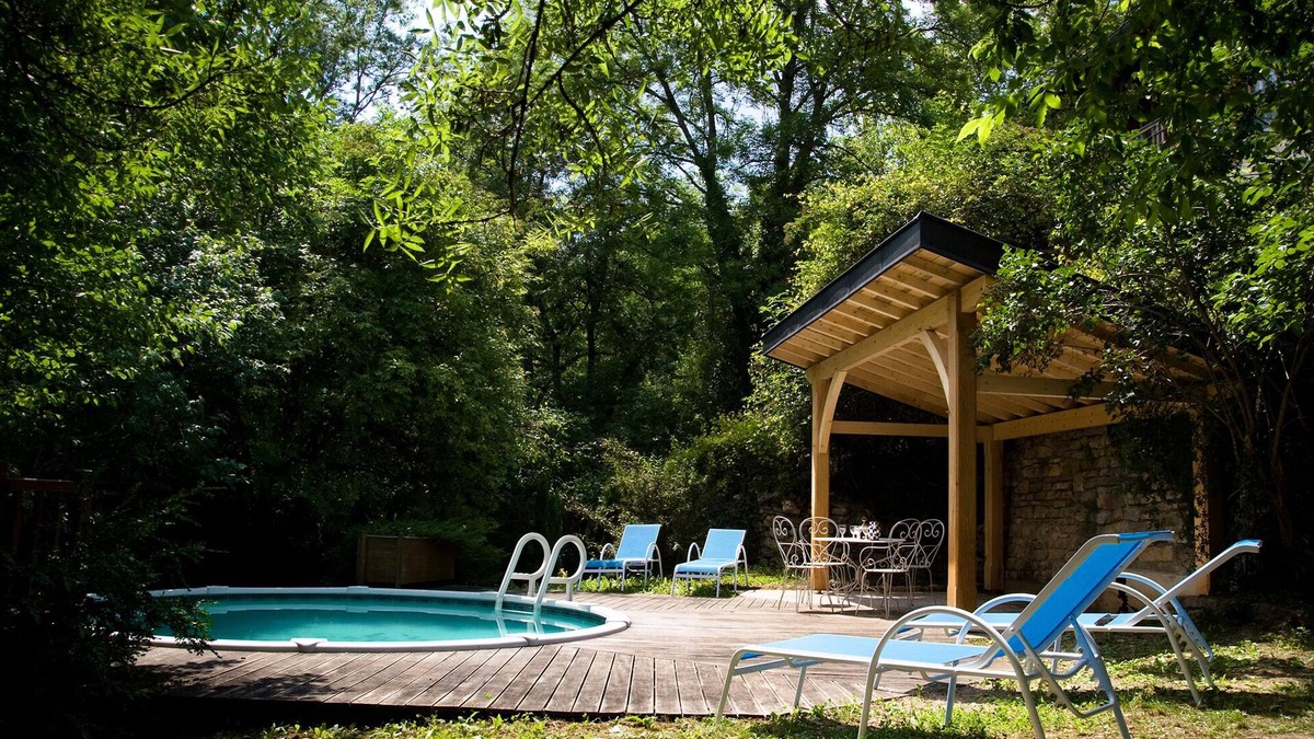 Caylus House | Beautiful manor house with pool and garden on the edge of the medieval village