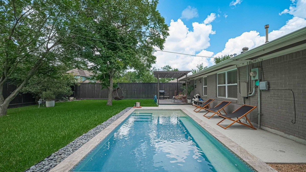 Garden Oaks House | Beautiful mid century oasis in trending oak forest with private pool